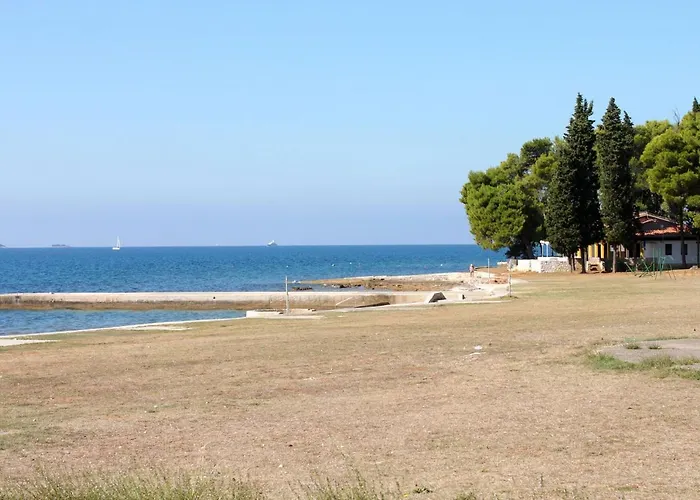 With A Parking Space - 7283 Apartman Fazana